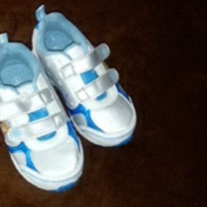 Kids shoes